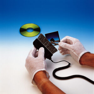 Kinetronics Static-Wisk Anti-Static-Brushes